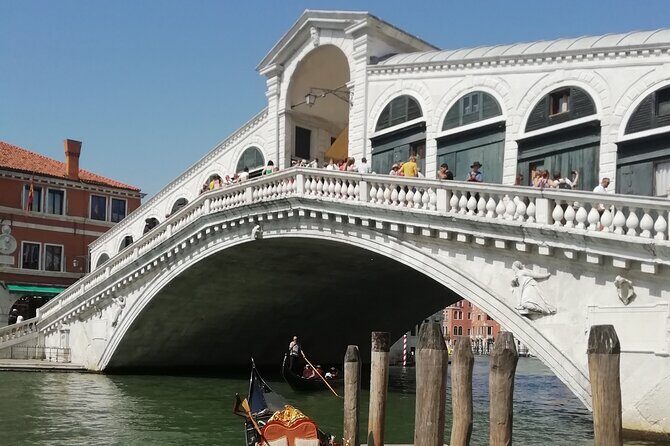 Tour of Venice between Art, History, Legend and Secrets - From Campo San Bartolomio to Rialto’s Devil Story
