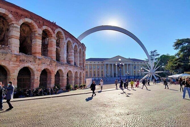 Tour to discover the Unique History of Verona, the City of Art - Casa di Giulietta: The Perfect Ending, Even If It’s Crowded