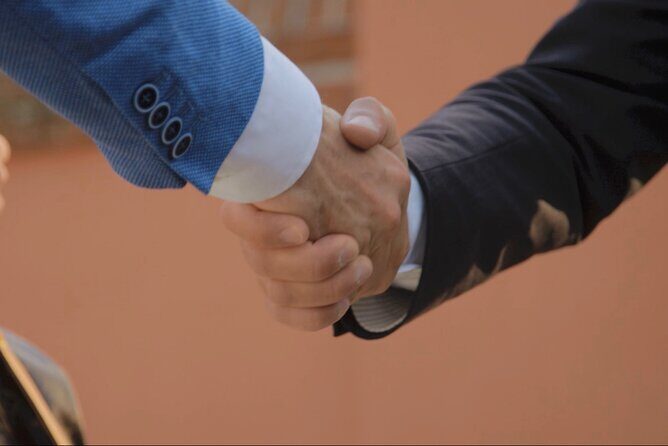 Transfer from Venice to Ravenna Cruise Terminal - Meeting Your Driver in Venice: Airport Arrivals vs Piazzale Roma