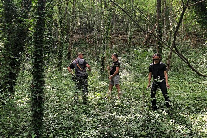 Truffle Hunting with Wine Tasting - The terrace moment: where aromas make sense