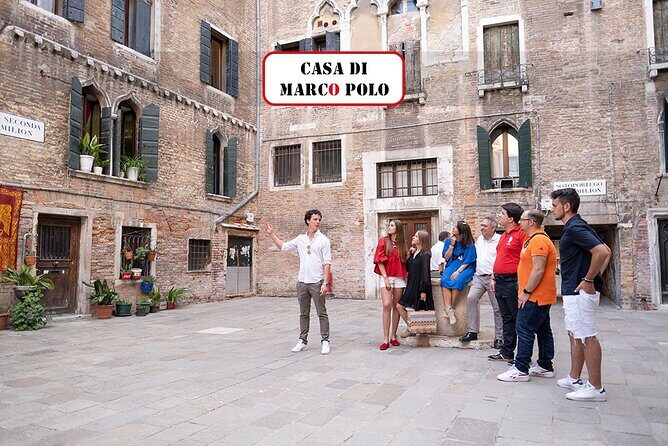 Unusual Venice Walking Tour through Rialto & Gondola Experience - Language and guide style: English, plus possible bilingual moments