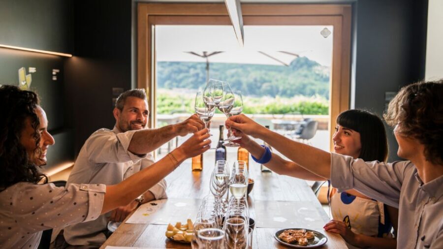 Valdobbiadene: degustazione Prosecco con stuzzichini - Key things to know before you go