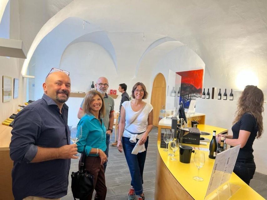 Valdobbiadene: Prosecco private tour & taste with Sommelier - What makes this tour feel special: the way it connects place to wine