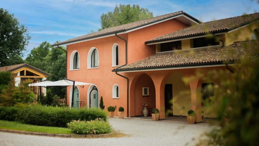 Valdobbiadene: Prosecco tasting with winery & vineyard tour - Inside Adami’s world: history, philosophy, and a real production route