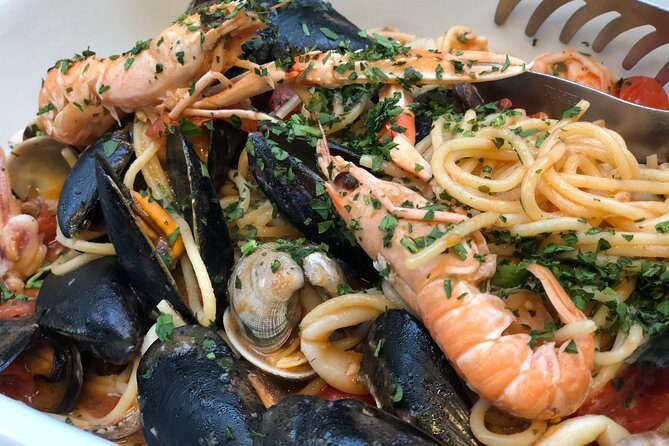 Venetian Food and Wine Tour with a Local - Campo dei Mori: Quiet Corners Between Big Sights