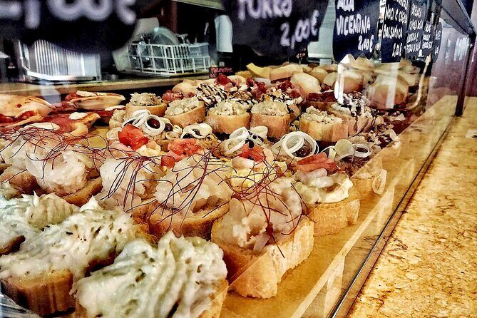 Venetian food stories: a private culinary tour - Cannareggio wander: churches, Tintoretto corners, and marble statues
