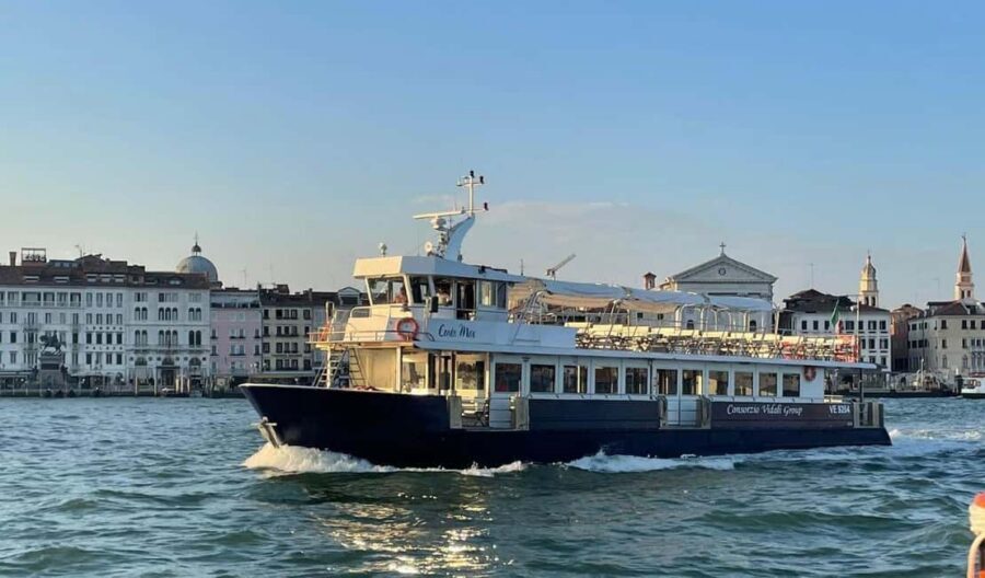 Venetian Lagoon Tour: Visit Murano, Burano and Torcello - How long is long enough? The 4.5-hour vs 6-hour choice