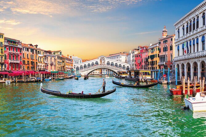 Venezia Walking Tour with Audio and Written Guide by a Local - Start at Ponte degli Scalzi: Get Oriented in Minutes