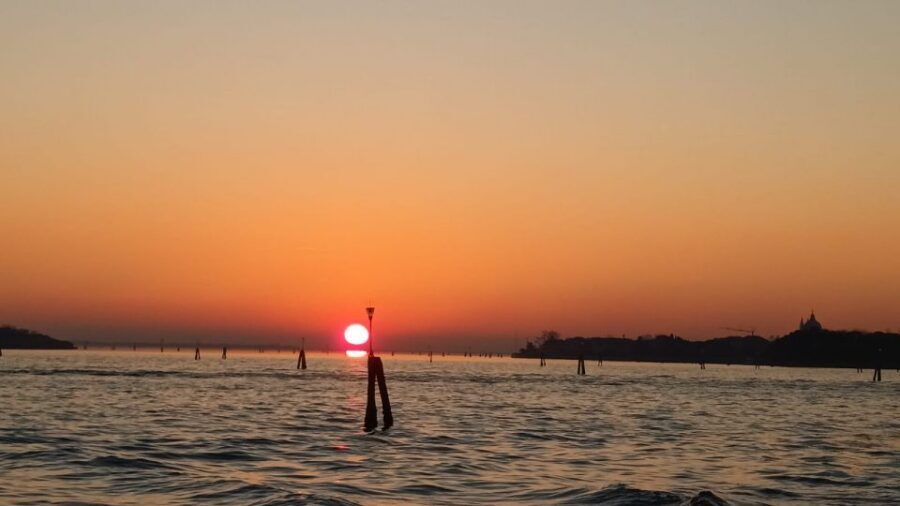 Venezia:Tour con aperitivo al tramonto - Practical Stuff That Makes the Tour Feel Smooth