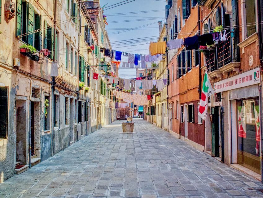 Venice: 1.5-Hour Walking Tour - From St. Mark’s Square to Castello: a smarter first walk in Venice
