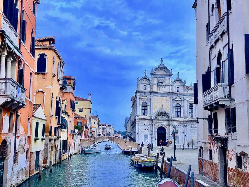 Venice: 1.5-Hour Walking Tour - The Castello shift: calli, canals, bridges, and real neighborhood rhythm