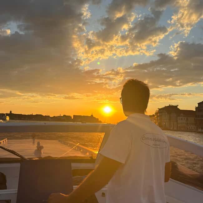 Venice: 1-Hour Panoramic Boat Tour - Languages and guide style: you’ll get the story in your language