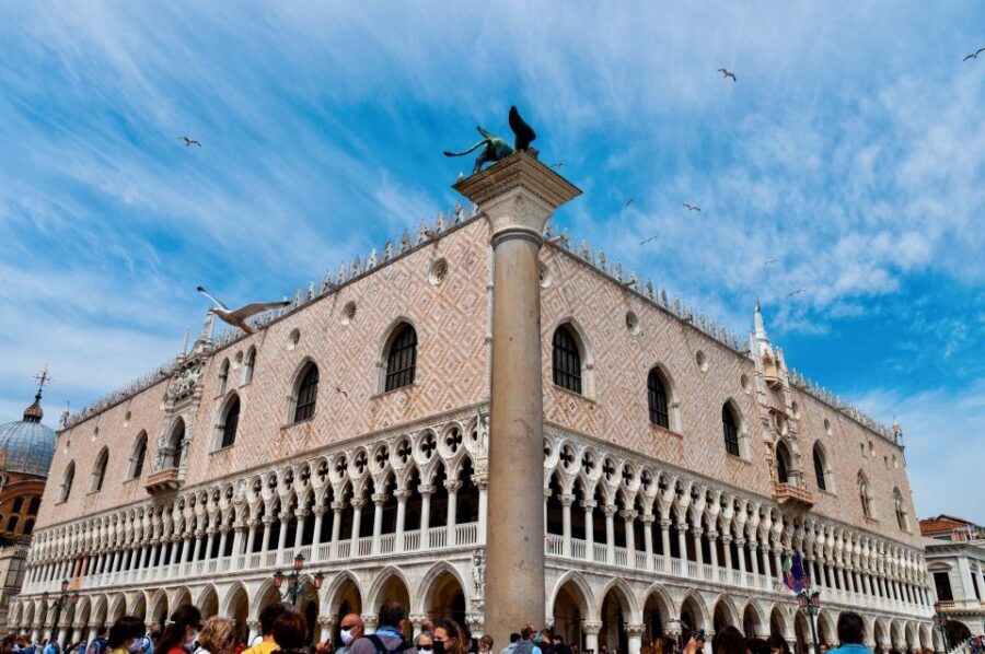 Venice: 1-Hour The Doge's Palace Tour - The halls where Venice ran the state