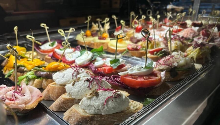 Venice: 10 shades of Cicchetti and Wine - Price and logistics: is $65 a good deal?