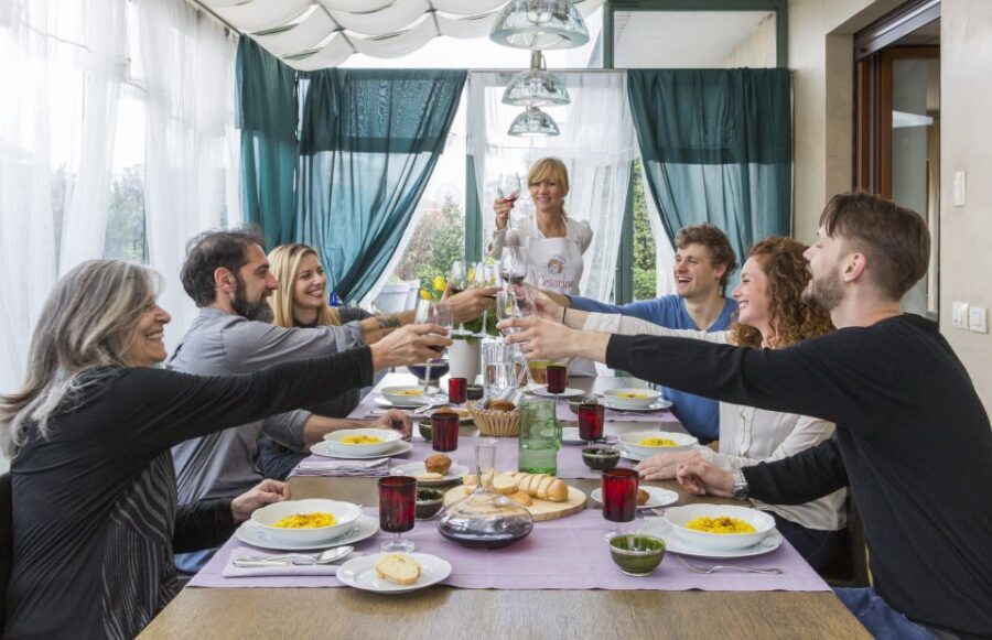 Venice: 3-Course Dining Experience at Local Home - Should you book this Venice home dining experience?