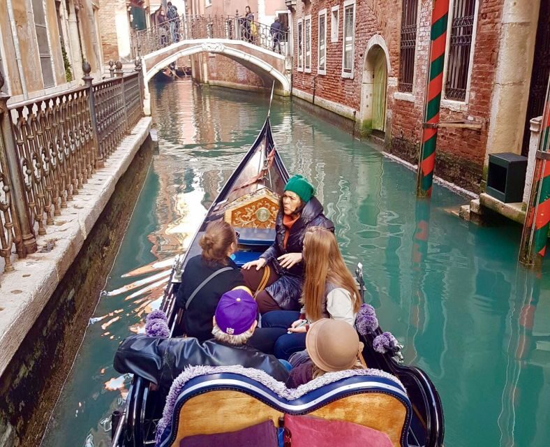 Venice: 30 min Gondola Ride on the Grand Canal with Guide - How the guide time turns into real value
