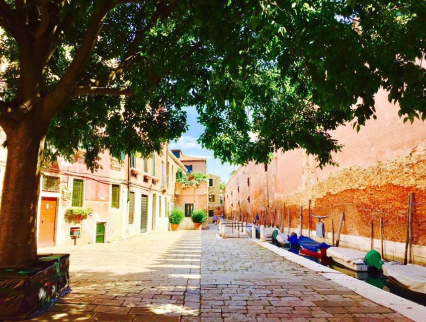 Venice: 4-Hour City Tour with Doge's Palace & Basilica Visit - Santi Giovanni e Paolo Square: Doges, Colleoni, and the Weight of Venice