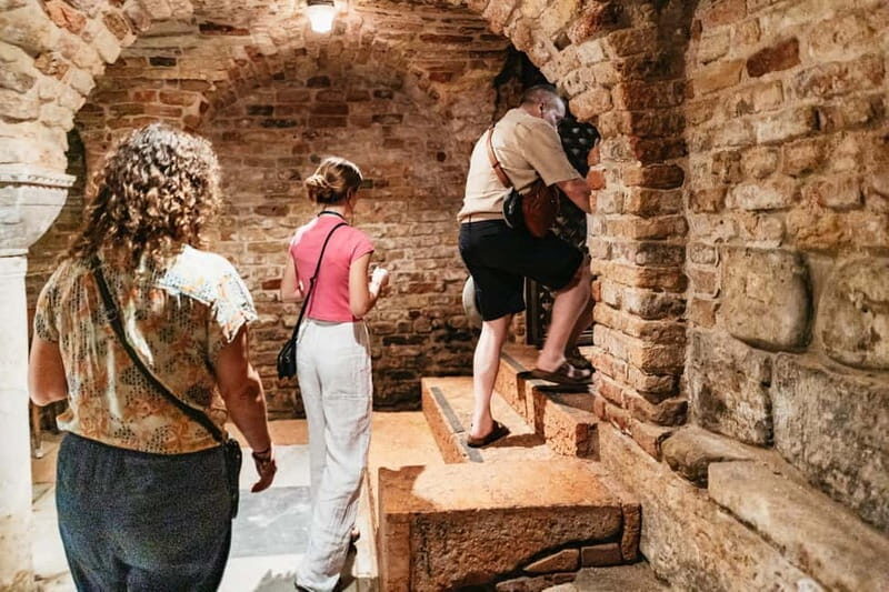 Venice: After-Hours St. Mark’s & Doge's Palace Tour - Group size, headsets, and pacing that doesn’t feel rushed