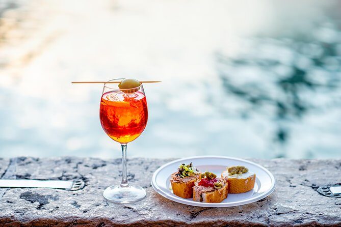 Venice Bacaro Food Tour: Eat and Drink like a Venetian - Bacaro Nights Make Venice Feel Like Venice