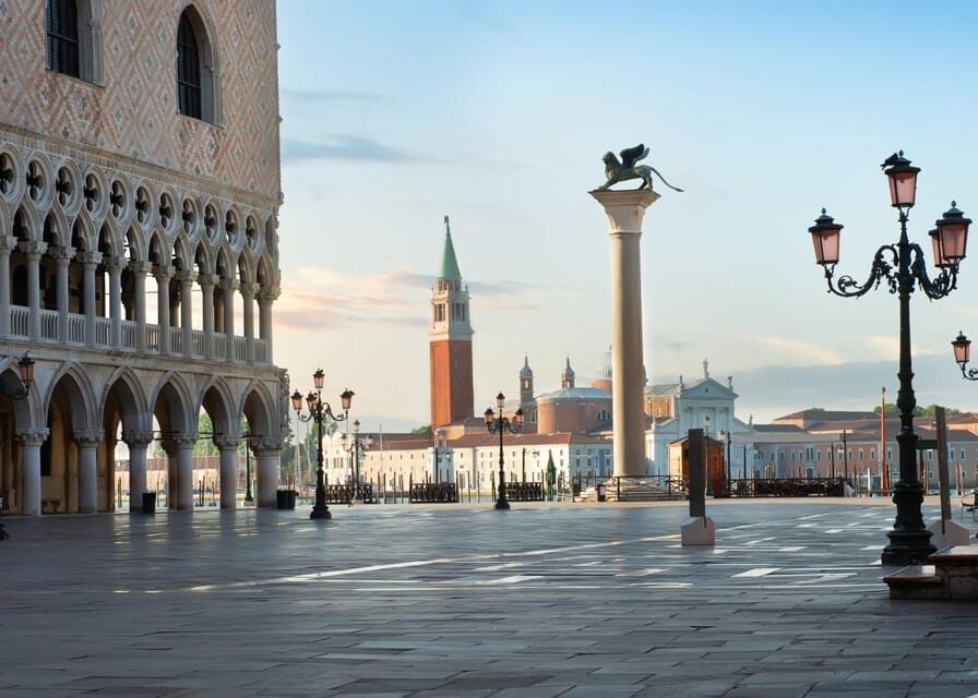 Venice: Basilica and Doge's Palace Priority Ticket and Tour - Where You Meet and How to Stay Oriented