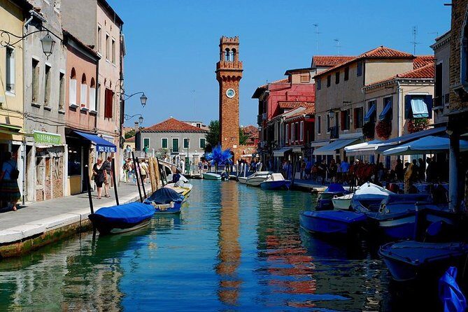 Venice: Boat Tour to Murano, Burano and Torcello with Fish Lunch - Onboard Narration, Group Size, and Ear-Checking Your Expectations