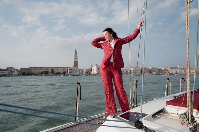 Venice Boat Tour with Aperitif and Music on a Sailing Boat - Key highlights you should care about