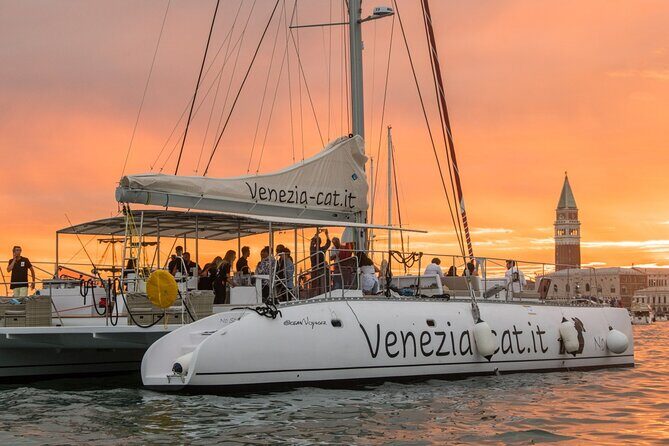 Venice by Night Catamaran Cruise - The 90-minute route: San Marco bay to Giudecca, then Lido