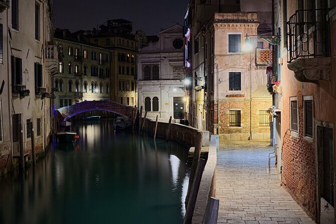 Venice by Night: Highlights & Hidden Gems Tour - Stop 6: Basilica Dei Santi Giovanni e Paolo (San Zanipolo) and the Doge tombs