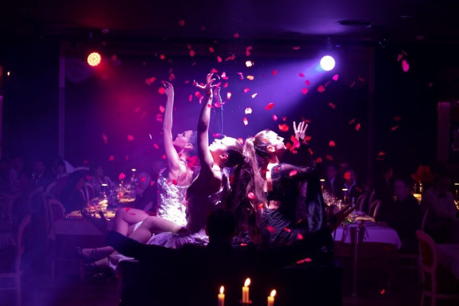Venice: Cabaret Dinner Show - Should you book Avanspettacolo Venezia Dinner Show?