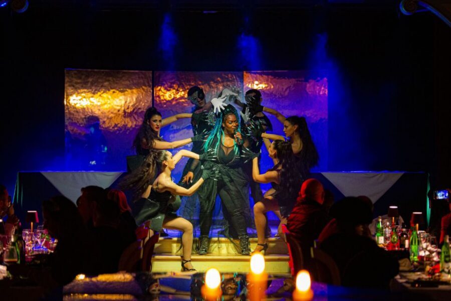 Venice: Cabaret Dinner Show - A 5-course cabaret night on Venice’s mainland (about 10 minutes from Piazzale Roma)