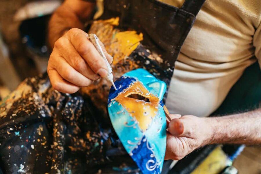 Venice: Carnival Mask Workshop - Who should book this mask workshop (and who should skip it)