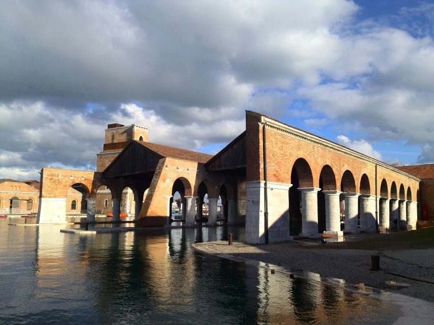 Venice: Castello District Private Walking Tour - Via Garibaldi: bars, osterias, shops, and the feel of daily life