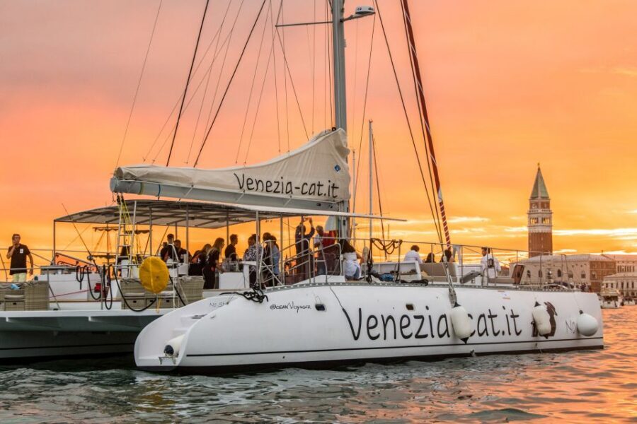 Venice: Catamaran Sunset Jazz Cruise with Aperitivo - The route: San Marco Bay, Giudecca Canal, and toward Lido