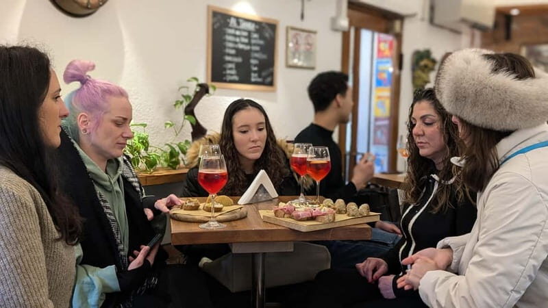 Venice: Cicchetti, Spritz, and Wine Tour in Ghetto Ebraico - Stop 1 to Stop 3: first bar tastings with wine and cicchetti