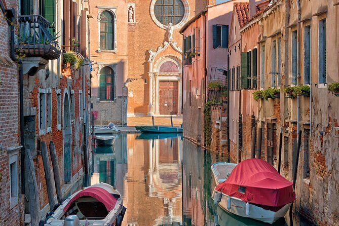 Venice City Center Guided Walking Tour - Semi-Private 12ppl Max - A 2.5-hour Venice route that avoids the loudest crowd traps