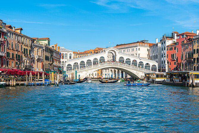 Venice City Center Guided Walking Tour - Semi-Private 12ppl Max - Ponte di Rialto and San Giacomo di Rialto: canal views plus market energy