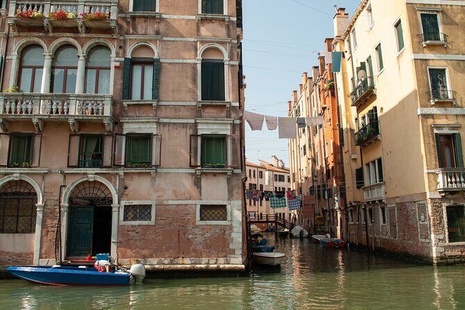 Venice City Center Guided Walking Tour - Semi-Private 12ppl Max - Start at St. Mark’s Basilica area: the right way to orient fast