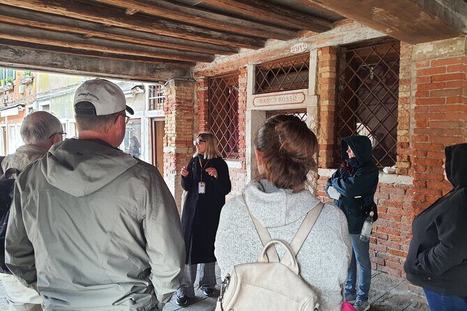 Venice City Highlights Small Group Tour with a local guide - Who this Venice highlights tour suits best