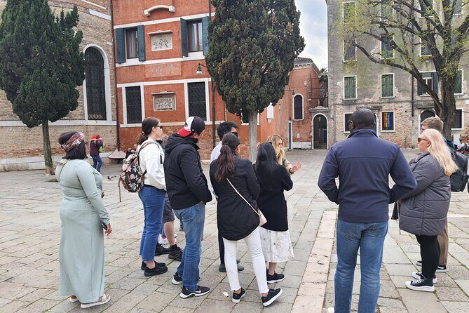 Venice City Highlights Small Group Tour with a local guide - The confraternity art stop: where community meets art