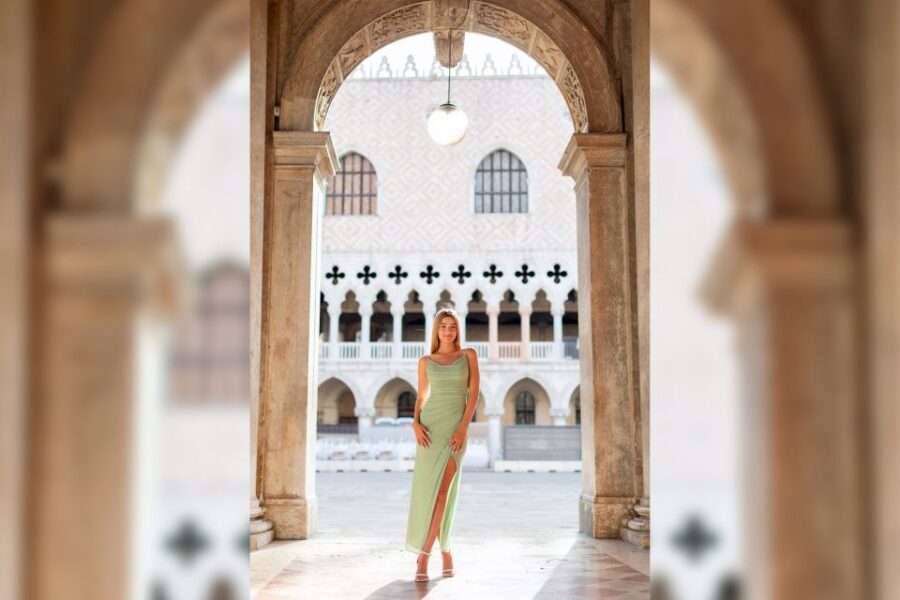 Venice: City Portrait Session with Professional Photographer - Key things that make this Venice shoot worth it