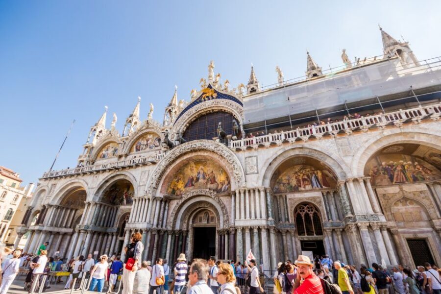 Venice: City Tour & Skip the Line for St. Mark's Basilica - Scuole Grandi and the Captains of Fortune stories