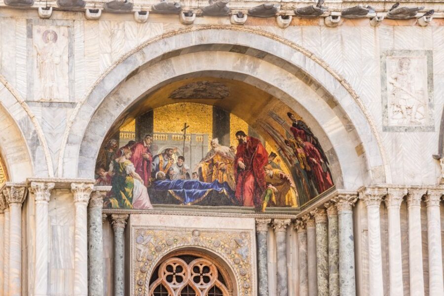 Venice: City Tour & Skip the Line for St. Mark's Basilica - Terrace and museum access: how this adds value