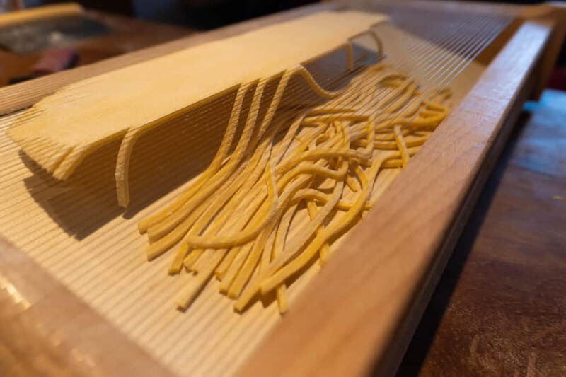 Venice: Cooking Class + Guitar Concert at Chef's Francesco - Cooking fresh pasta in a working Venice home kitchen