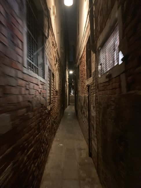 Venice: Crimes, Legends, and Mysteries Sunset Tour - St. Mark’s Square finish: what to do after
