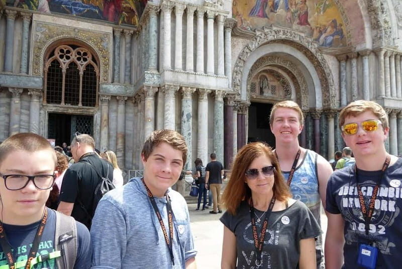 Venice : Discover Venice On Hidden Gems Guided Walking Tour - Languages and hearing: small detail, big difference