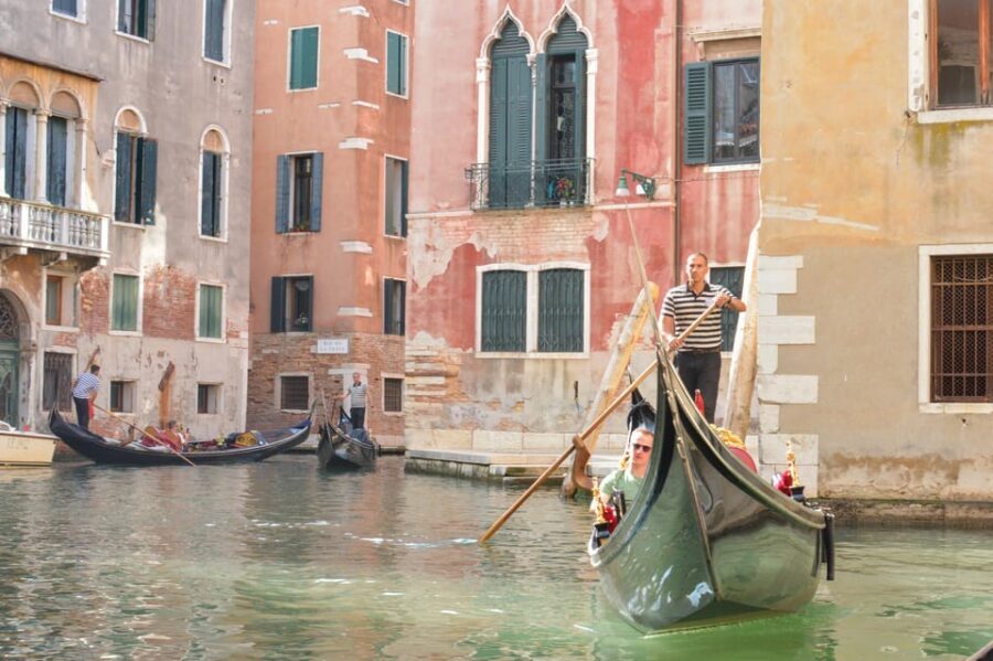 Venice: Doge’s Palace and Basilica Roman Empire Guided Tour - Finding Your Starting Point: Calle de le Rasse, 4536