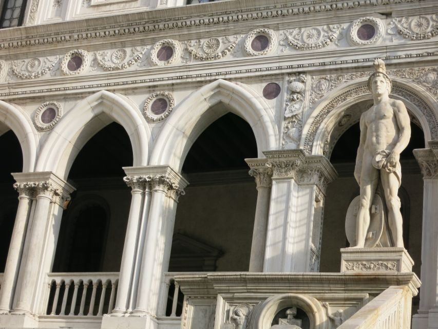 Venice: Doge's Palace and Basilica Tour with Gondola Ride - Price and value: what you’re really paying for