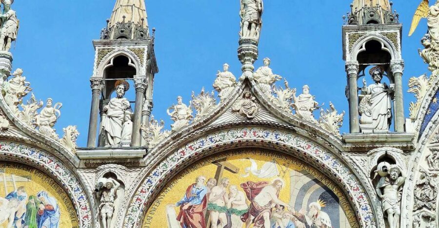 Venice: Doge's Palace and Basilica Tour with Gondola Ride - St. Mark’s Basilica: golden mosaics and why Venice built it this way