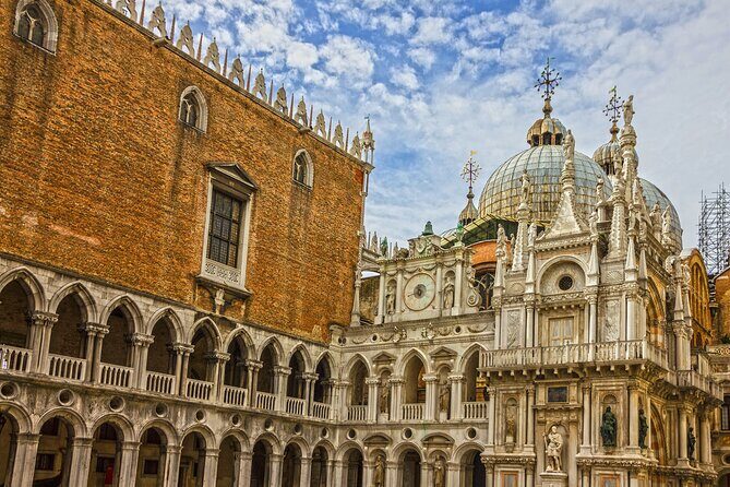 Venice: Doge's Palace and St. Mark's Basilica Fast Access Tour - St. Mark’s Basilica in Limited Time: Mosaics, Dress Code, and Expectations