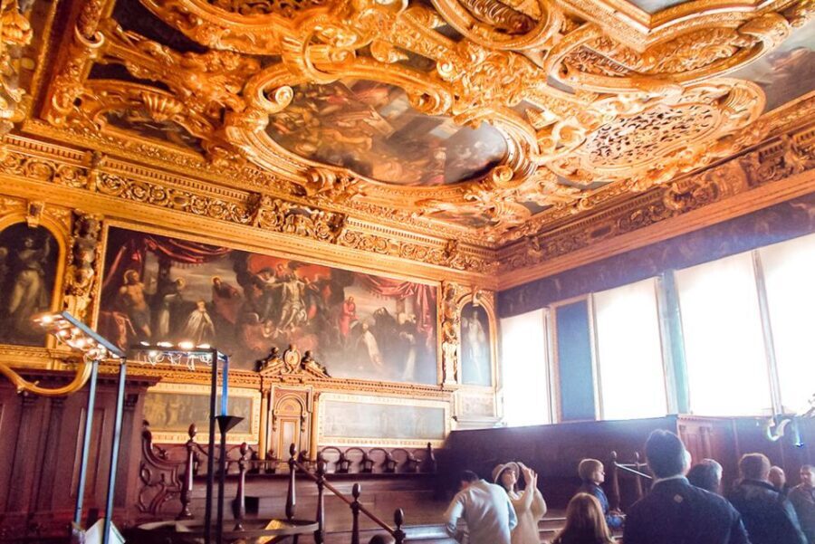 Venice: Doge's Palace and St. Mark's Basilica Tour - The prison route and the Bridge of Sighs (including Casanova)
